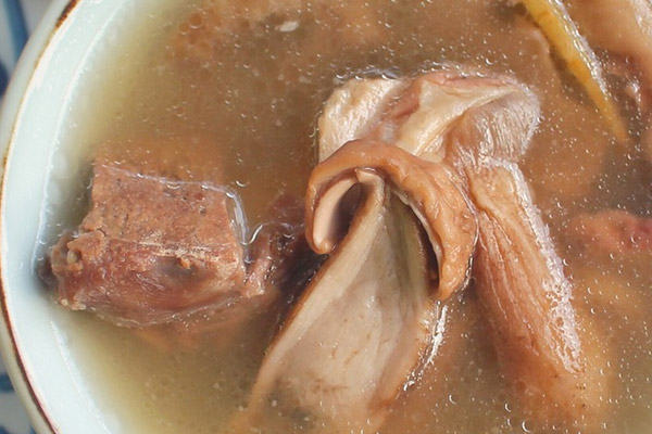 干牛肝菌骨头汤怎么做才好吃，有哪些食用禁忌
