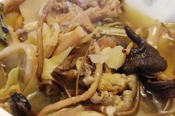 牛肝菌蘑菇汤怎么做才好吃