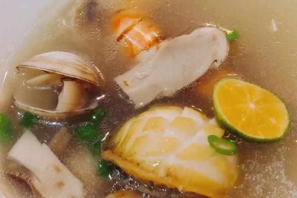 松茸白蛤柠檬汤的做法，有哪些营养价值