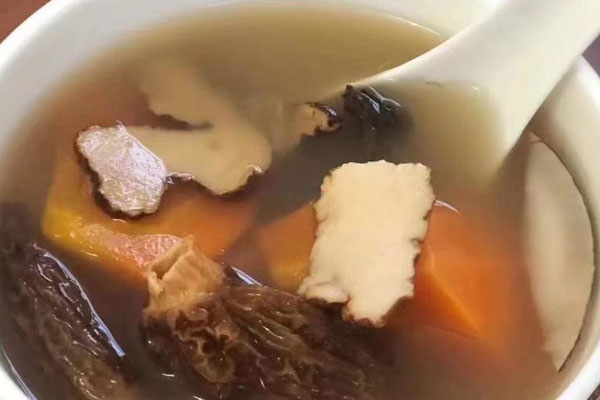 小孩子可以吃羊肚菌虎乳菌汤吗