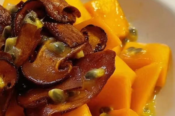 炸松茸芒果沙拉怎么做好吃
