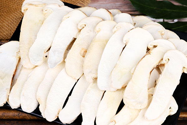松茸香菇焖猪蹄的功效作用